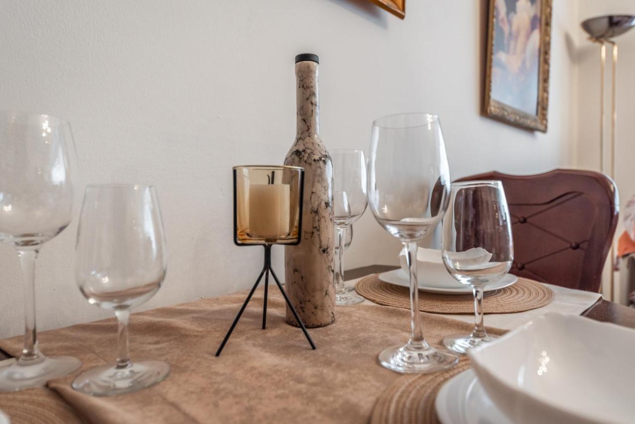 Vintage And Warm 2Br Apartament In טיראנה מראה חיצוני תמונה